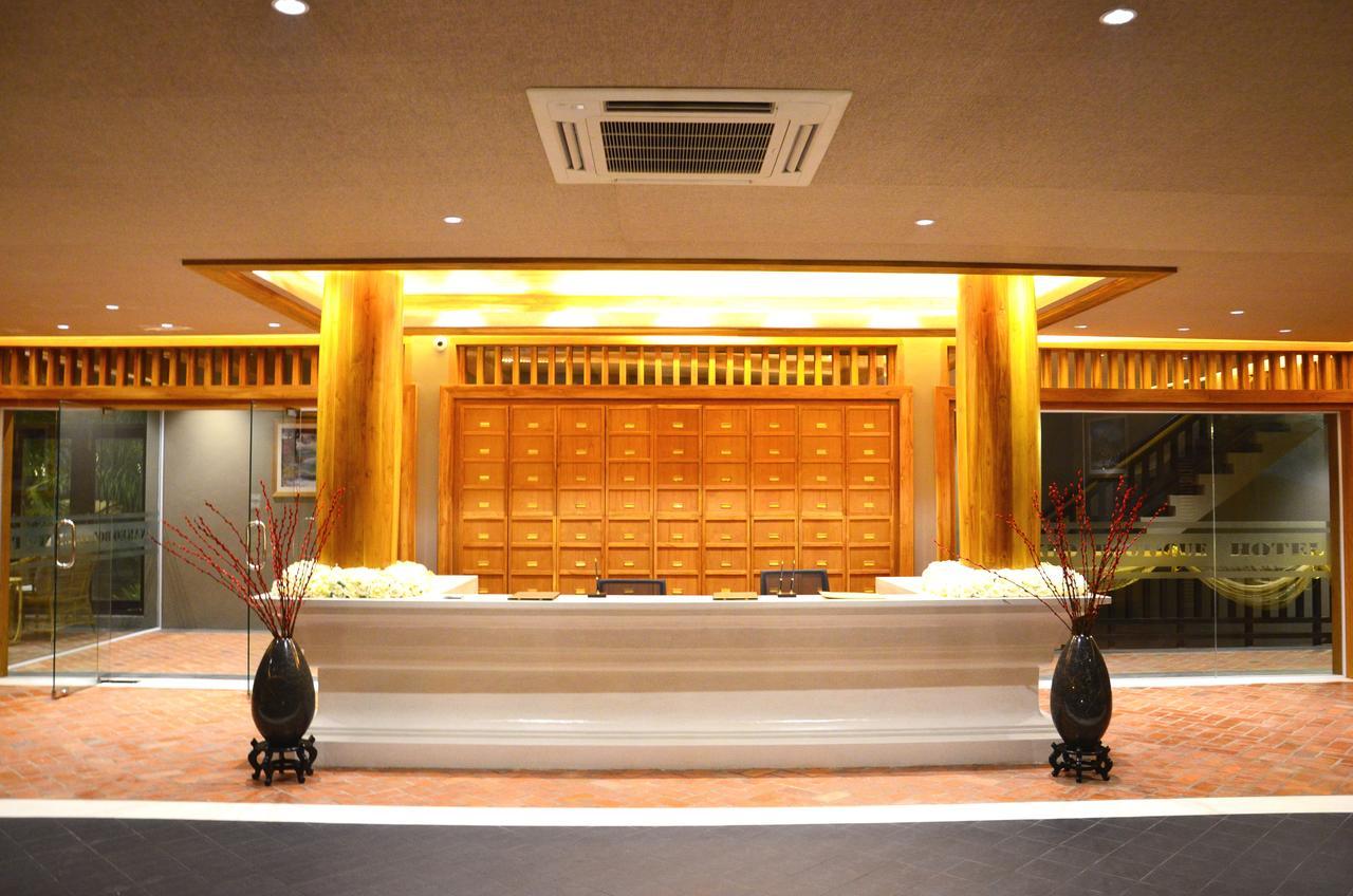 Sanakeo Boutique & Spa Луанг Прабанг Екстериор снимка